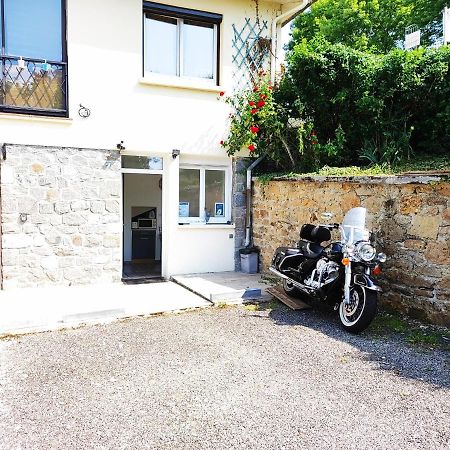 Du Coq A L'Ame Bed & Breakfast Naves  Dış mekan fotoğraf