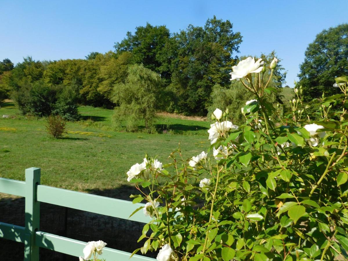 Du Coq A L'Ame Bed & Breakfast Naves  Dış mekan fotoğraf