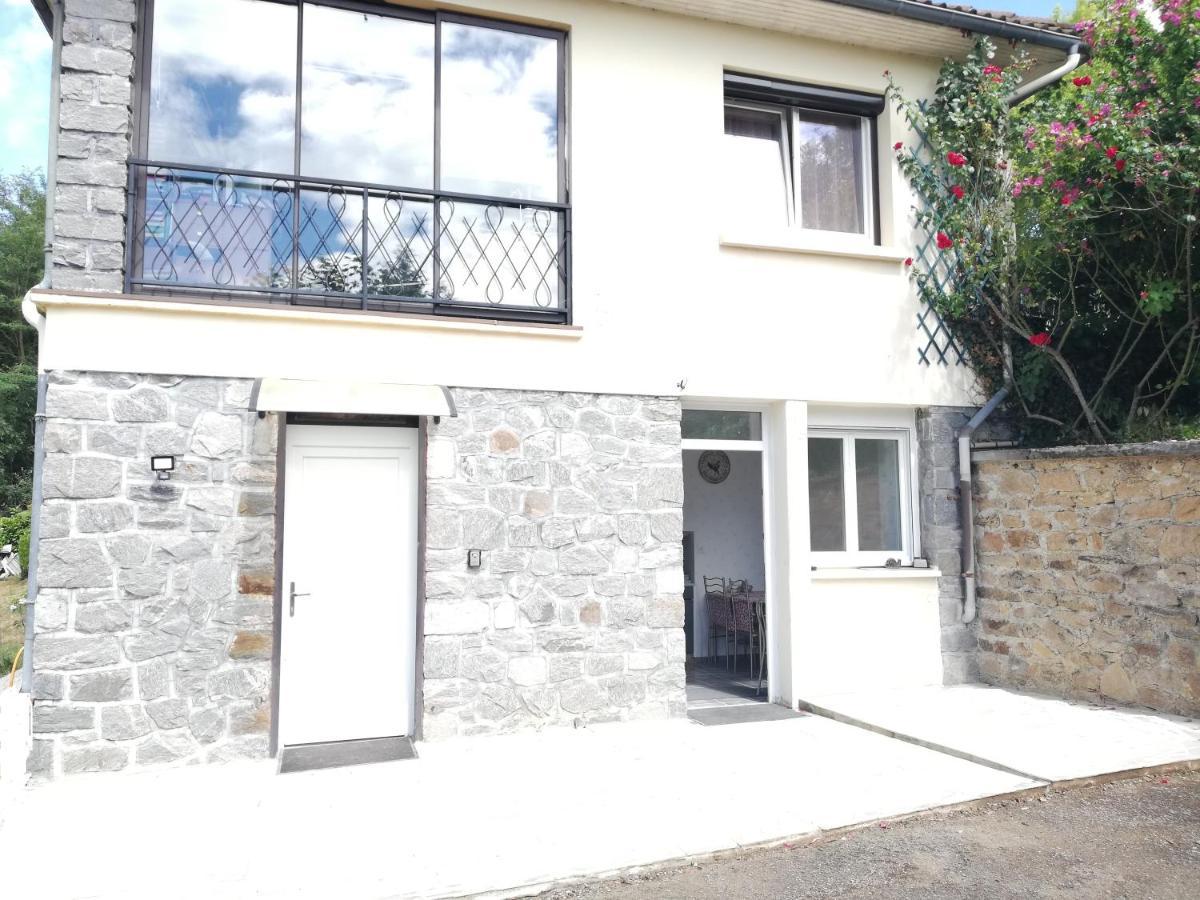 Du Coq A L'Ame Bed & Breakfast Naves  Dış mekan fotoğraf