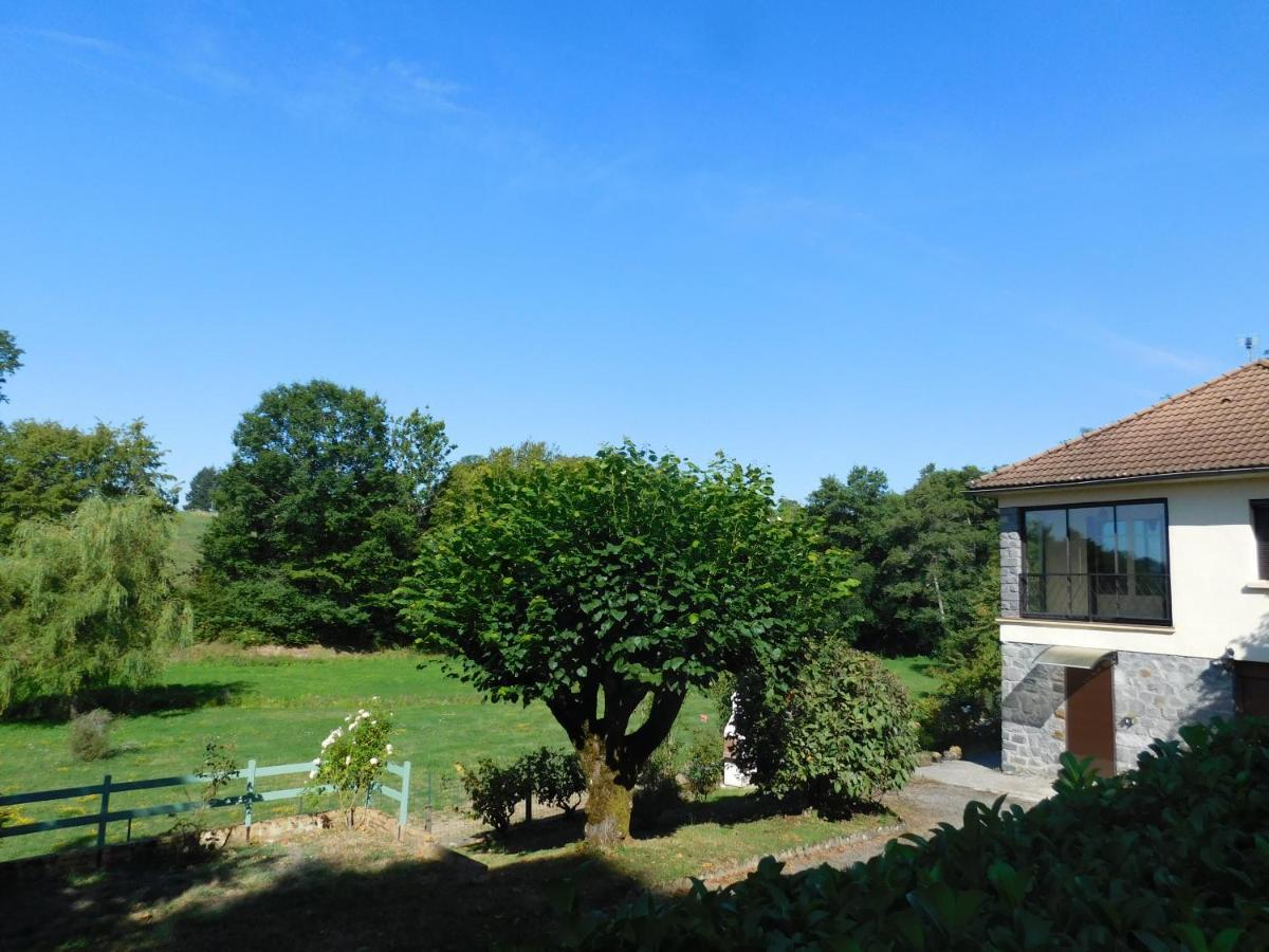 Du Coq A L'Ame Bed & Breakfast Naves  Dış mekan fotoğraf